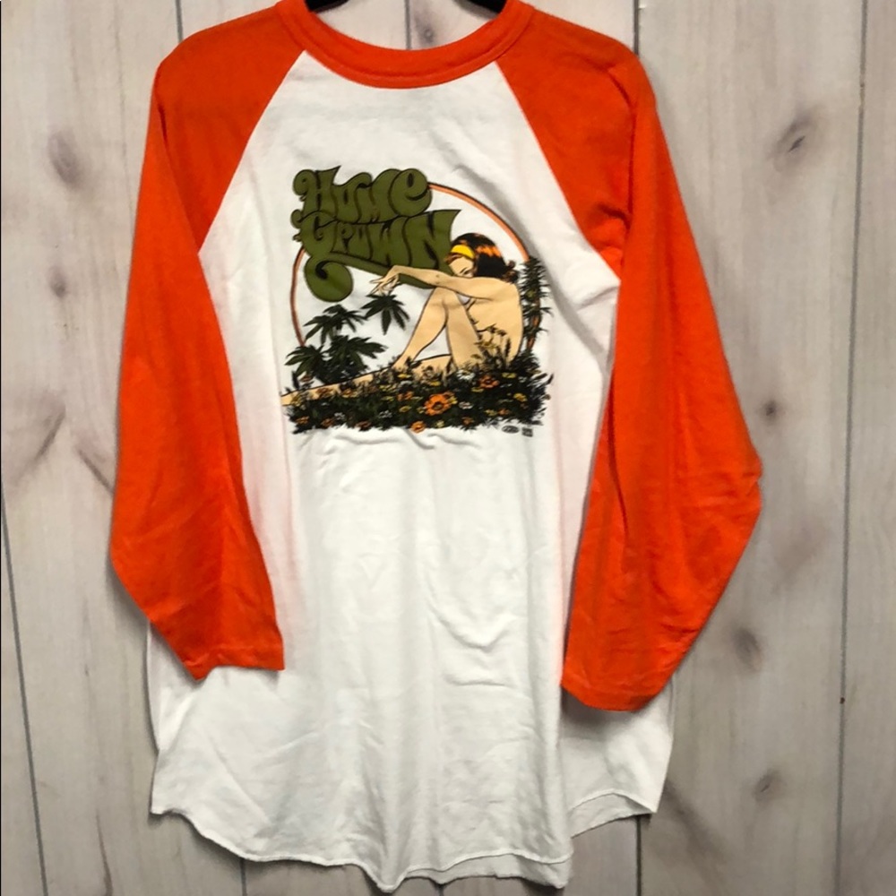 Men’s baseball t